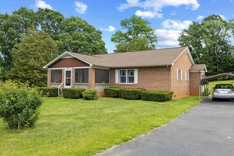 902 Augusta Farms Road Stuarts Draft VA 24477