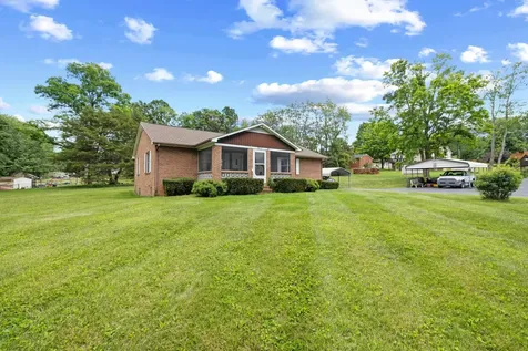 902 Augusta Farms Road Stuarts Draft VA 24477