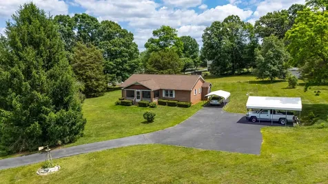 902 Augusta Farms Road Stuarts Draft VA 24477