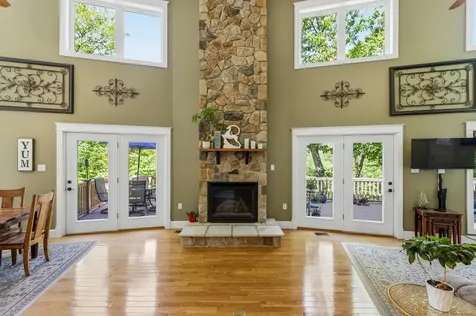 167 Williams Lane Basye VA 22810