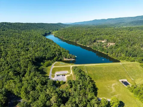 167 Williams Lane Basye VA 22810