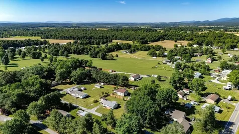 6599 Azalea Drive Dayton VA 22821