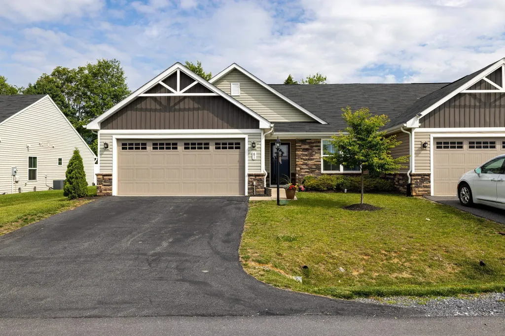 Mcgaheysville VA, 81 South Peak Drive