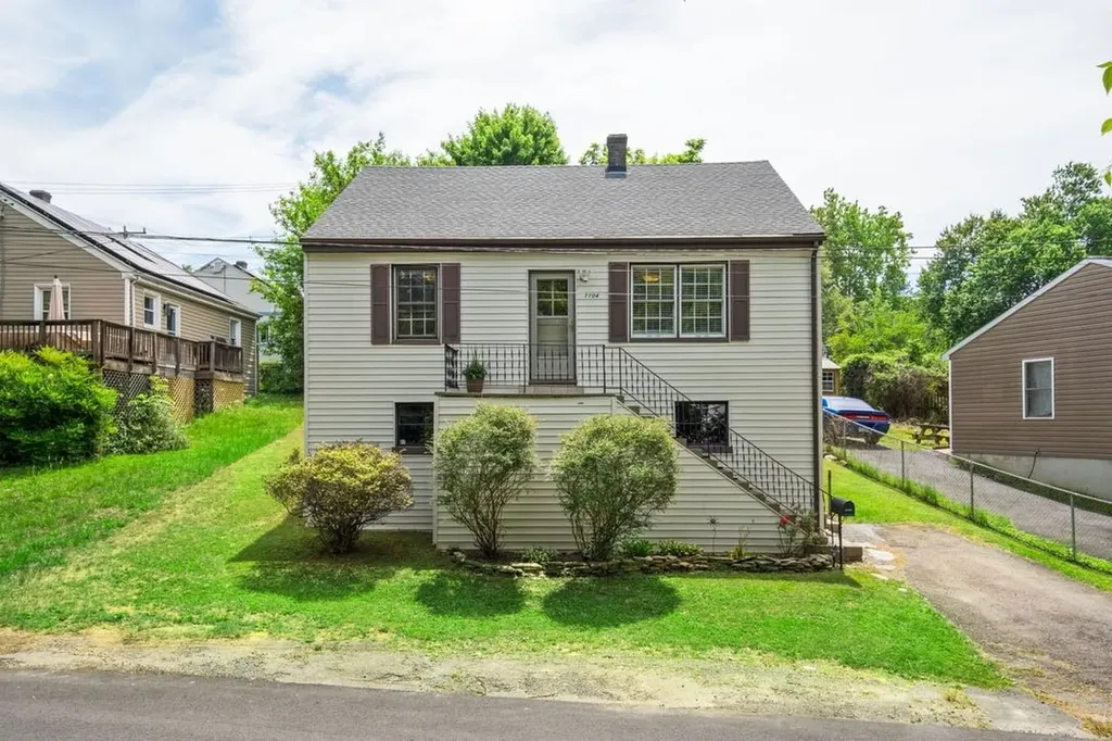 1104 Ware Street Charlottesville VA 22902