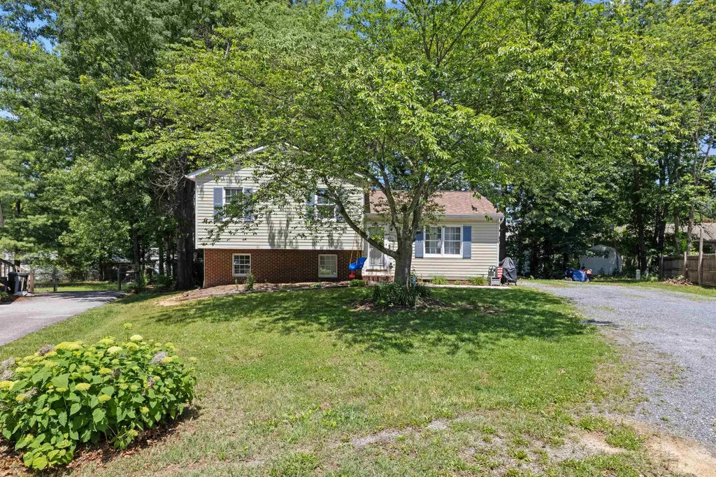 16 Kingston Court Stuarts Draft VA 24477
