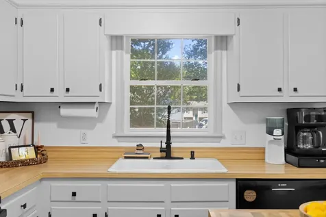 16 Kingston Court Stuarts Draft VA 24477