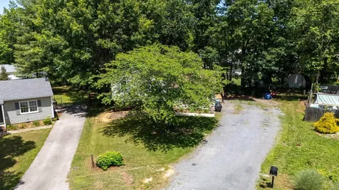 16 Kingston Court Stuarts Draft VA 24477