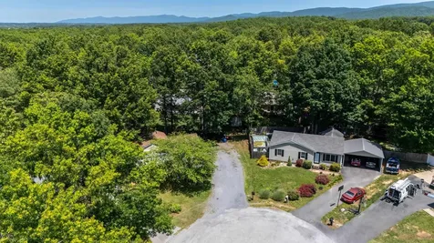 16 Kingston Court Stuarts Draft VA 24477