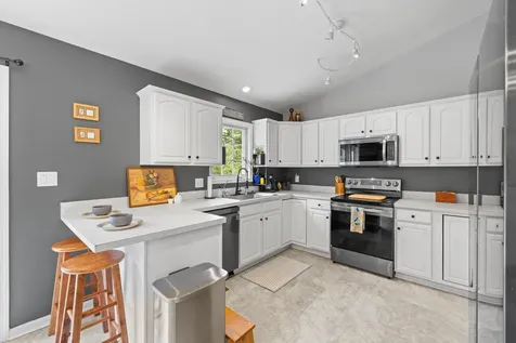 135 Woodside Drive Waynesboro VA 22980