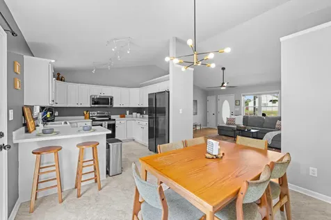 135 Woodside Drive Waynesboro VA 22980