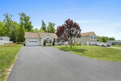 135 Woodside Drive Waynesboro VA 22980