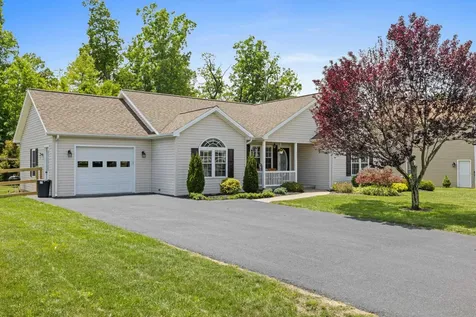 135 Woodside Drive Waynesboro VA 22980