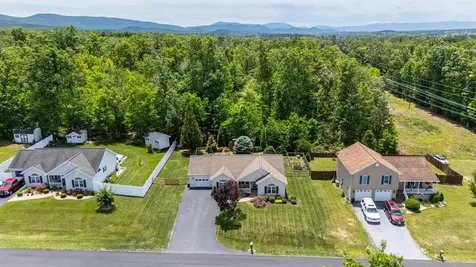 135 Woodside Drive Waynesboro VA 22980