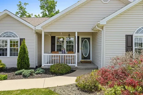 135 Woodside Drive Waynesboro VA 22980