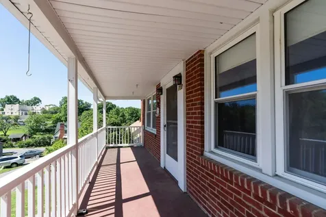 708 Mason Street Staunton VA 24401