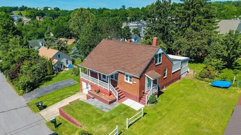 708 Mason Street Staunton VA 24401