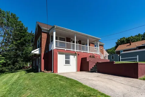 708 Mason Street Staunton VA 24401