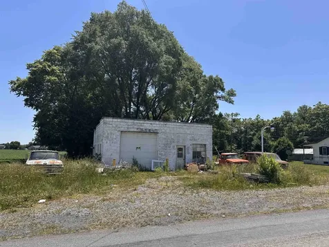 1733 Clover Hill Road Dayton VA 22821