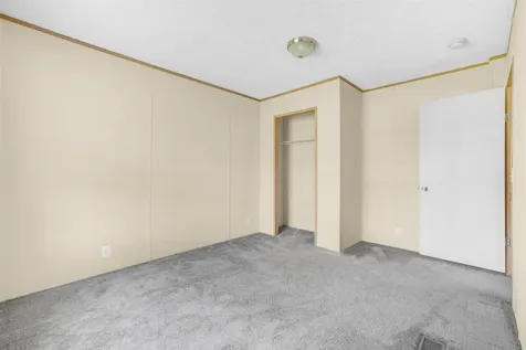 1031 Ramona Avenue Shenandoah VA 22849