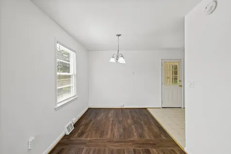 303 Devon Road Staunton VA 24401