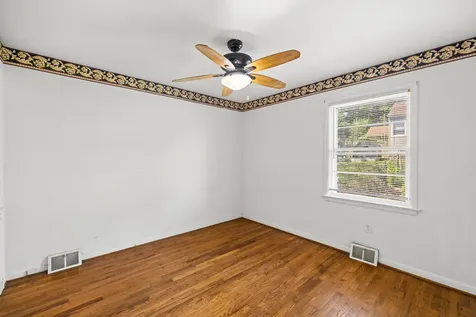303 Devon Road Staunton VA 24401