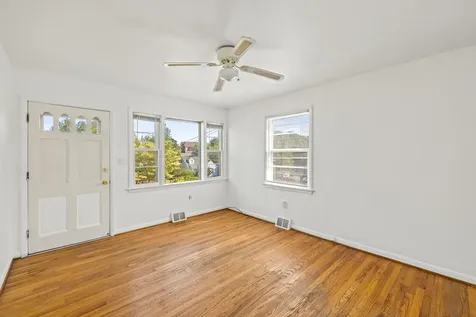 303 Devon Road Staunton VA 24401