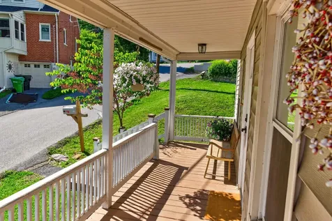 215 Virginia Avenue Staunton VA 24401