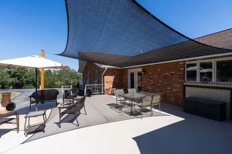 5323 Lee Jackson Highway Greenville VA 24440