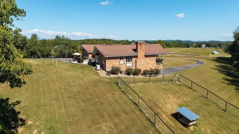 5323 Lee Jackson Highway Greenville VA 24440