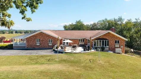 5323 Lee Jackson Highway Greenville VA 24440