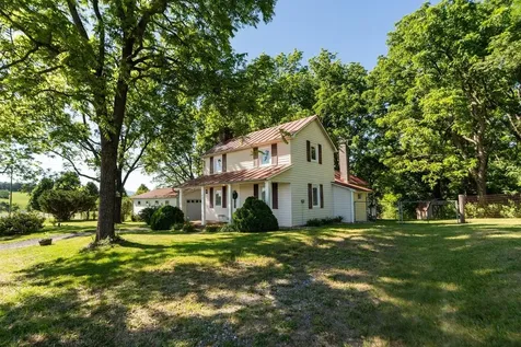 43 Sugar Loaf Road Staunton VA 24401