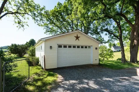 43 Sugar Loaf Road Staunton VA 24401