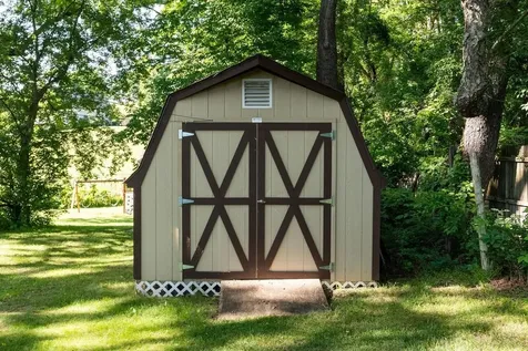 43 Sugar Loaf Road Staunton VA 24401