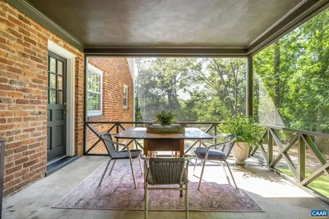 102 Meadowbrook Court Charlottesville VA 22901