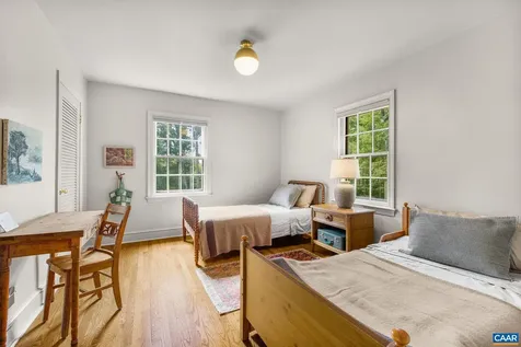 102 Meadowbrook Court Charlottesville VA 22901
