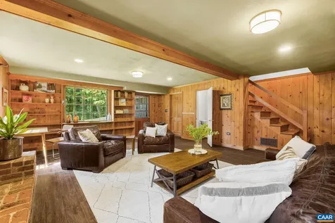 102 Meadowbrook Court Charlottesville VA 22901