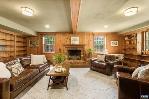 102 Meadowbrook Court Charlottesville VA 22901