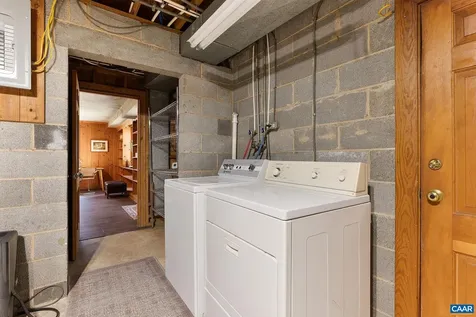 102 Meadowbrook Court Charlottesville VA 22901