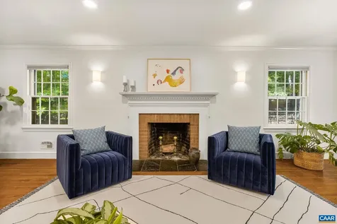 102 Meadowbrook Court Charlottesville VA 22901