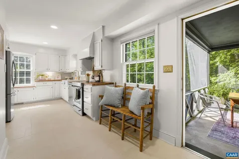 102 Meadowbrook Court Charlottesville VA 22901