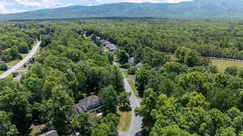 30 Rutherford Lane Stuarts Draft VA 24477