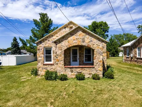 108 Third Street Grottoes VA 24441