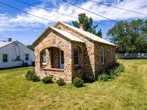 108 Third Street Grottoes VA 24441