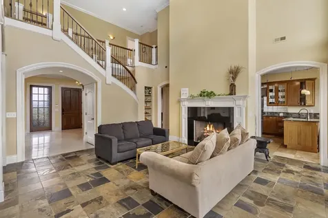 957 Summit Avenue Harrisonburg VA 22802
