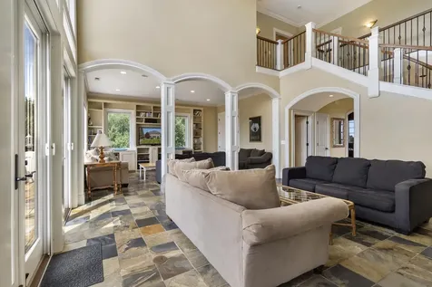 957 Summit Avenue Harrisonburg VA 22802
