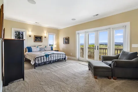 957 Summit Avenue Harrisonburg VA 22802