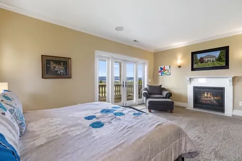 957 Summit Avenue Harrisonburg VA 22802