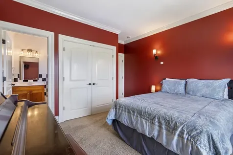 957 Summit Avenue Harrisonburg VA 22802