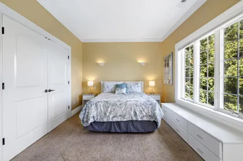 957 Summit Avenue Harrisonburg VA 22802