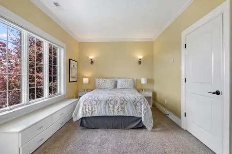 957 Summit Avenue Harrisonburg VA 22802